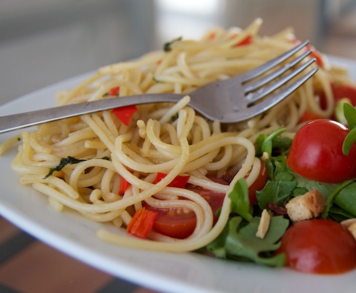 Špagety so špargľou a medv. cesnakom - ilustračné foto
